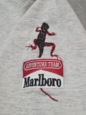 Vtg Marlboro Adventure Team Gecko Distressed Sweatshirt Unisex Adult M Gray